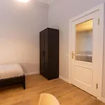 Cozy 2-Bedroom Oasis In Central Riga