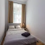 Cozy 2-Bedroom Oasis In Central Riga
